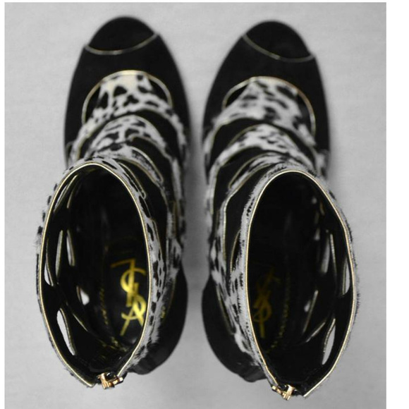 *SOLD* YVES SAINT LAURENT Booties - Picture 3 of 7